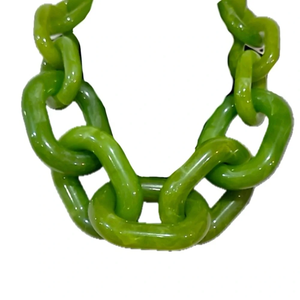 NWT ⚜️💚⚜️ Piper K Stunning Green Resin Chunky  Statement Necklace - Picture 5 of 16